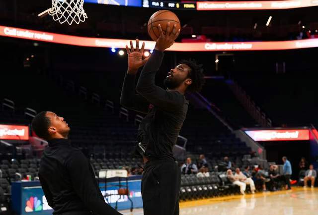 赛场博弈的内耗与新生：火箭锋线重构的深度逻辑