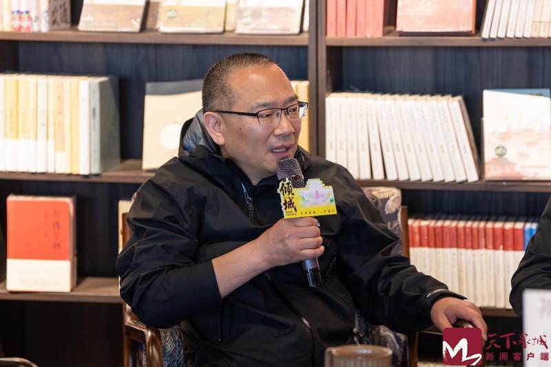 无数次被神话的文旅地标：为何作家驻城计划难掩创作虚无感？