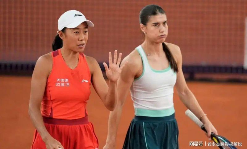 张帅赛季三冠背后的技术密码:37岁金花的双打适配智慧 体育新闻