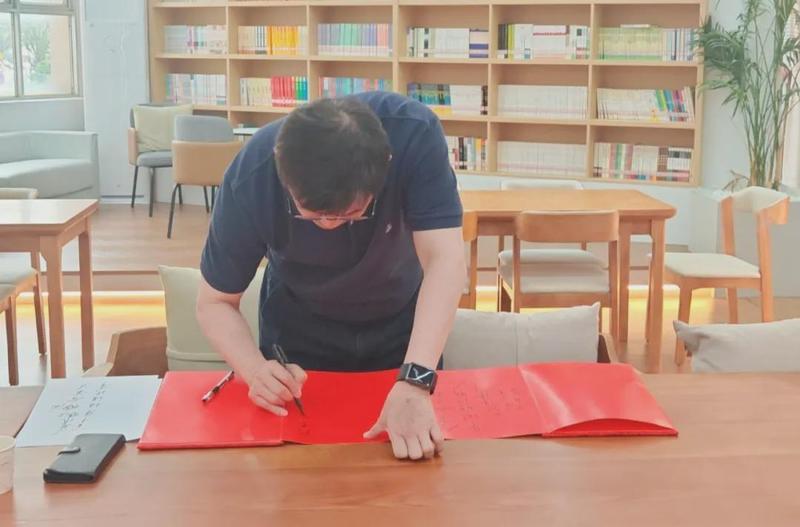  从惠安一中课堂到东方医院导管室：何奔教授四十载医学长征的三个关键抉择 文化旅游