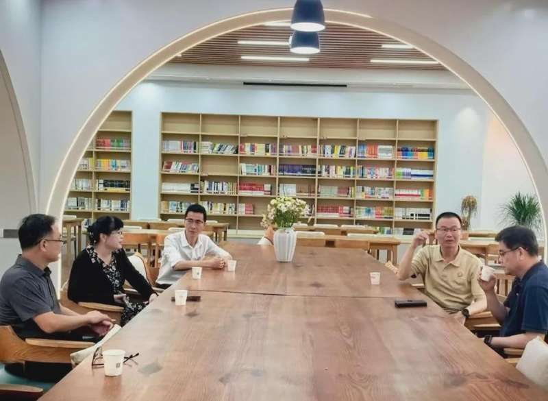  从惠安一中课堂到东方医院导管室：何奔教授四十载医学长征的三个关键抉择 文化旅游