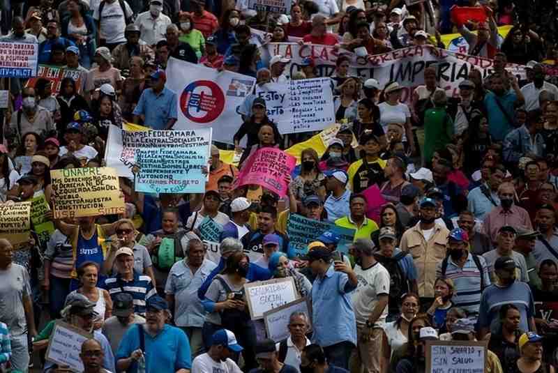  【深度复盘】委内瑞拉工资冻涨四年：经济政策失灵的典型样本分析 新闻