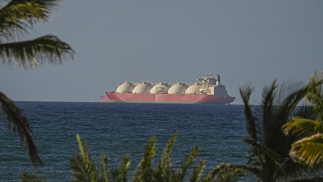  霍尔木兹困局：地缘溢价驱动的原油定价机制重构与产业链传导逻辑 股票财经